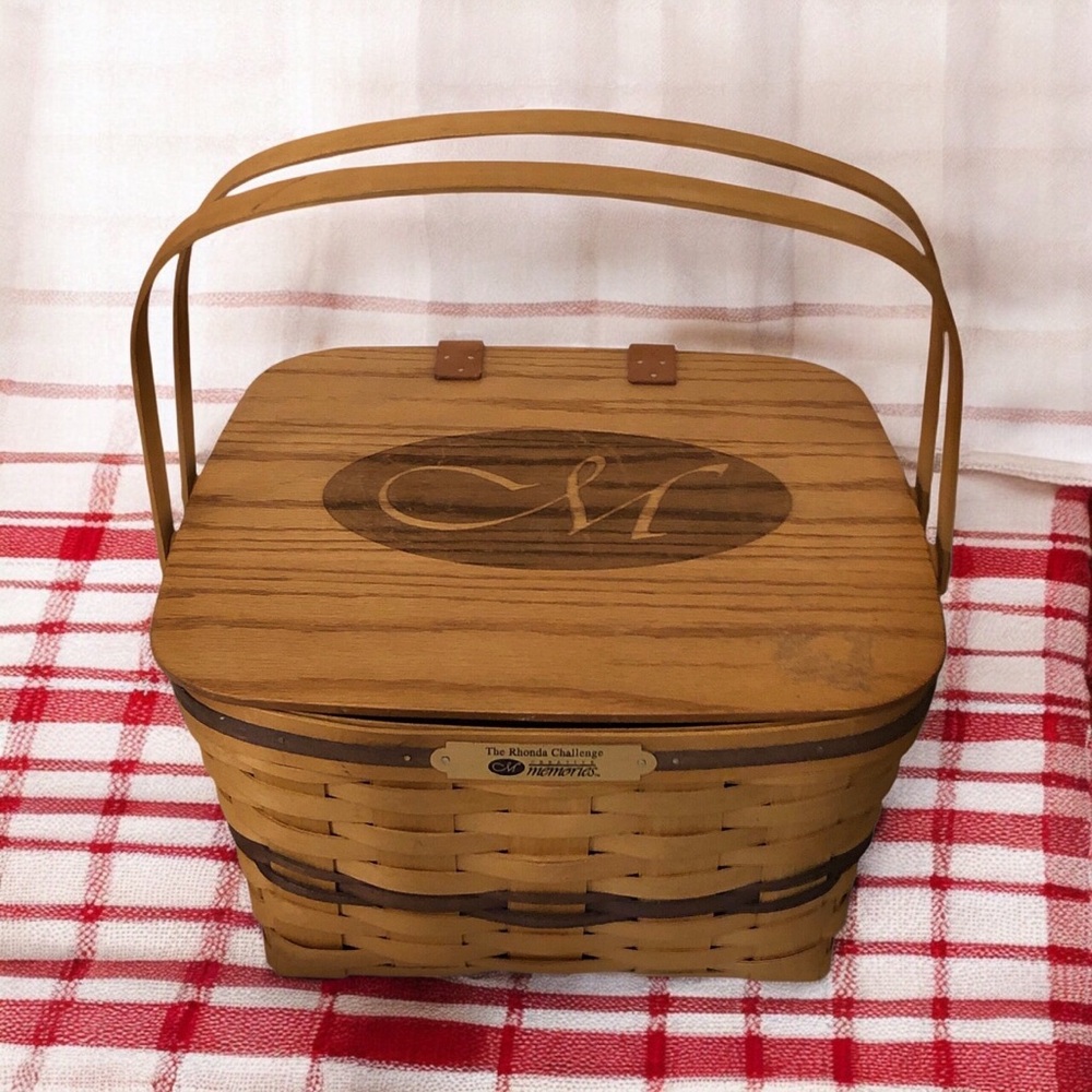 Vintage Creative Memories woven picnic sewing storage basket 2005